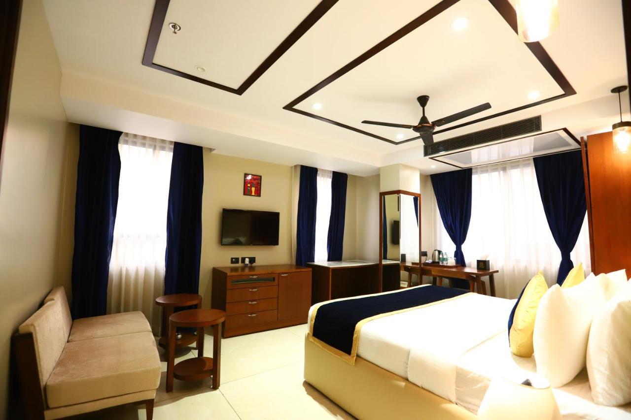 Sanca International Hotel In Patel Nagar Delhi New Delhi Exterior foto