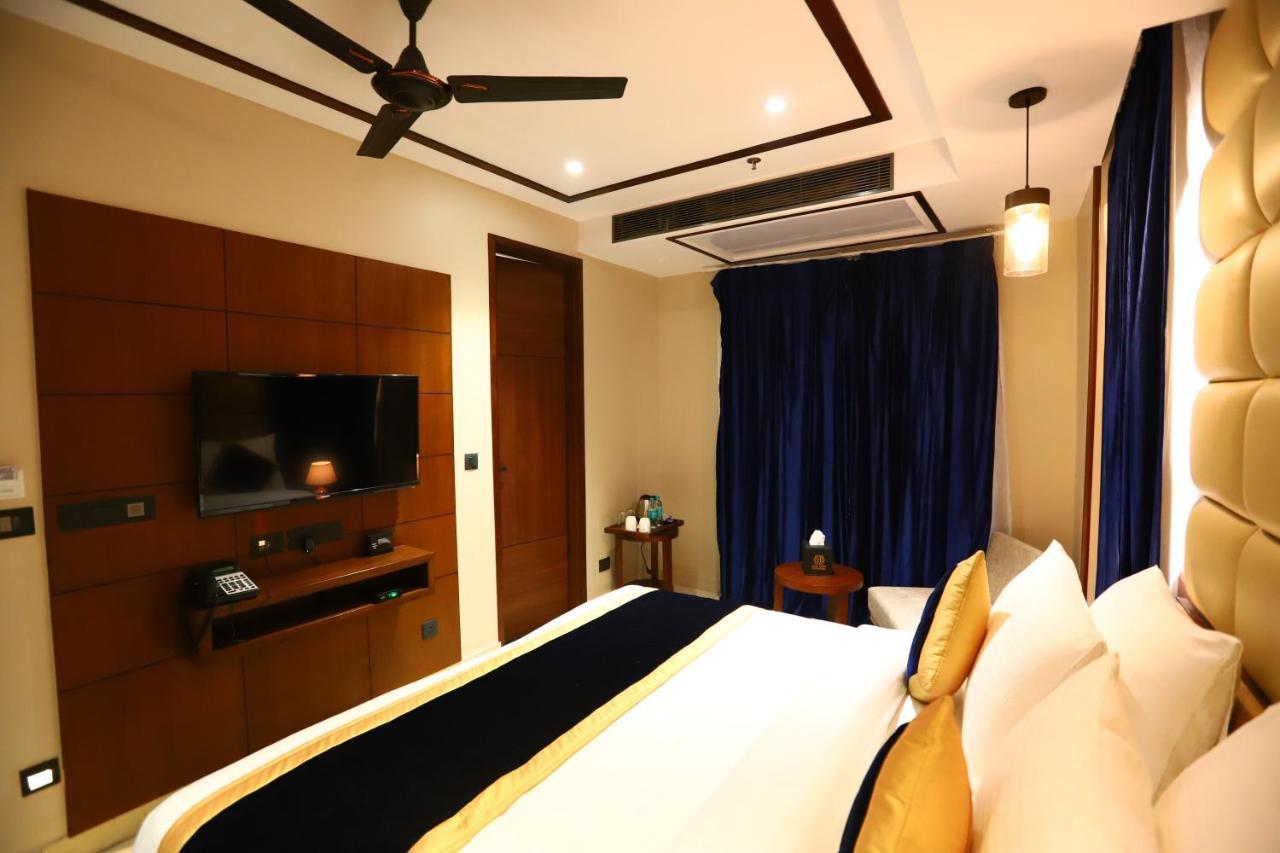 Sanca International Hotel In Patel Nagar Delhi New Delhi Exterior foto