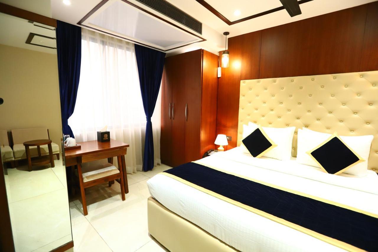 Sanca International Hotel In Patel Nagar Delhi New Delhi Exterior foto
