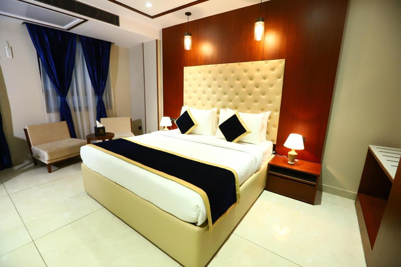 Sanca International Hotel In Patel Nagar Delhi New Delhi Exterior foto