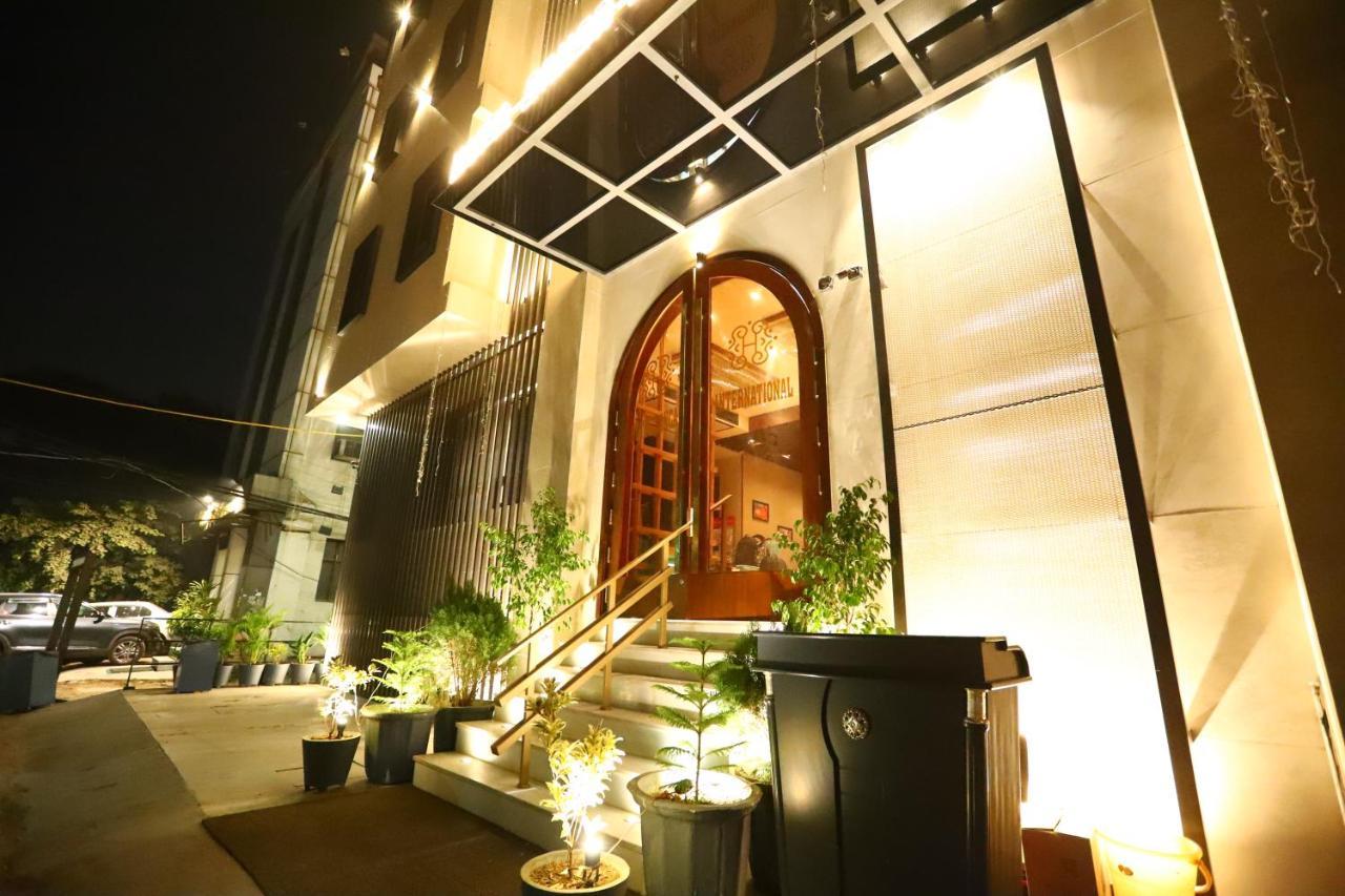Sanca International Hotel In Patel Nagar Delhi New Delhi Exterior foto