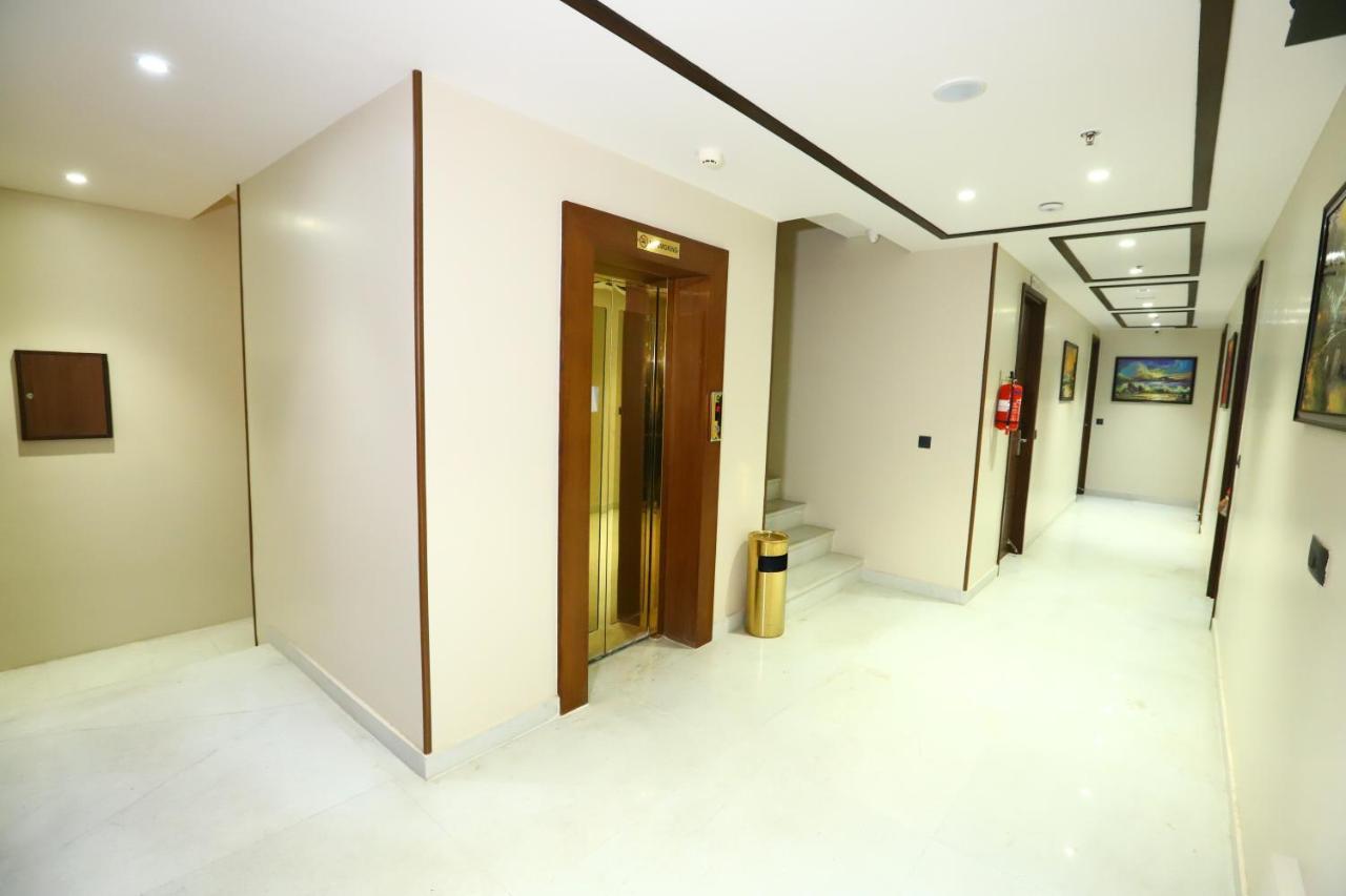 Sanca International Hotel In Patel Nagar Delhi New Delhi Exterior foto