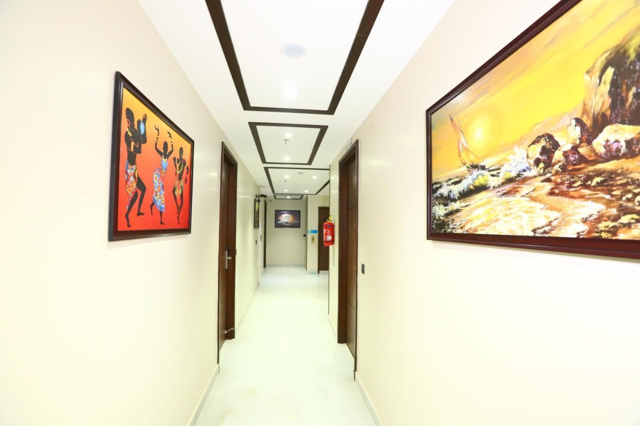 Sanca International Hotel In Patel Nagar Delhi New Delhi Exterior foto