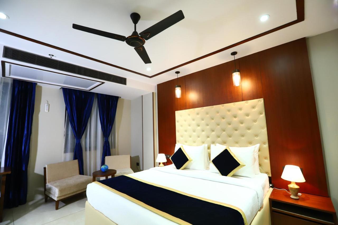 Sanca International Hotel In Patel Nagar Delhi New Delhi Exterior foto