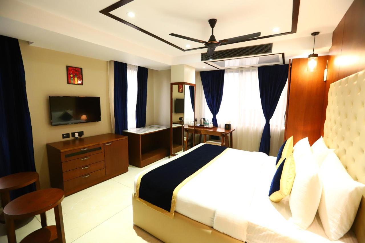Sanca International Hotel In Patel Nagar Delhi New Delhi Exterior foto